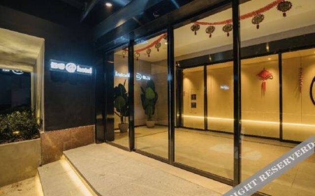 Hangzhou Yunrui@Hotel (Linping Yintai Department Store Pedestrian Street)