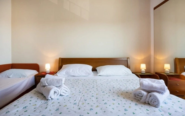 Nena - 10 m From sea - A1