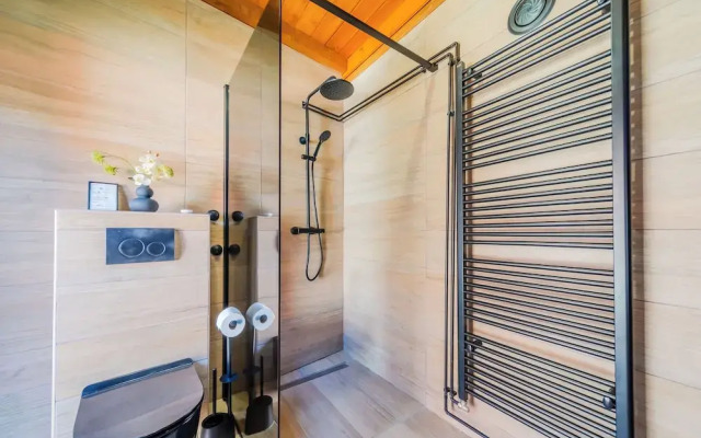 Countess House With Jacuzzi and Sauna