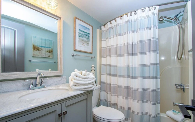 Seaside Beach & Racquet 4708