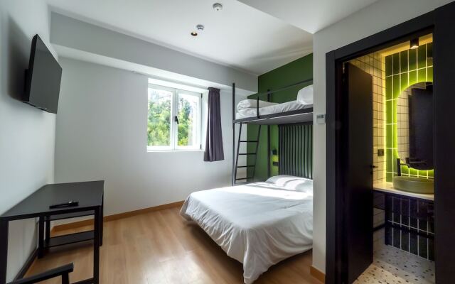 Wonder Hostel