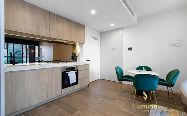 Lumina Suites