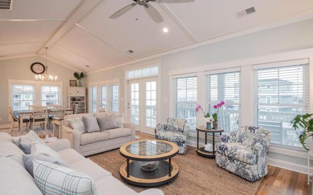 Pier Walker by Oak Island Accommodations