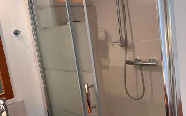 Adorable Gîte (10mn Uzès)