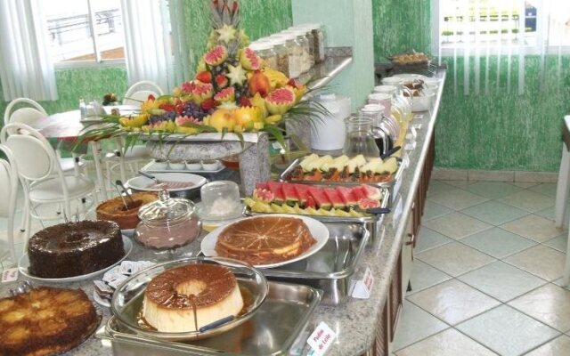 Oasis Hotel FlorianA³polis