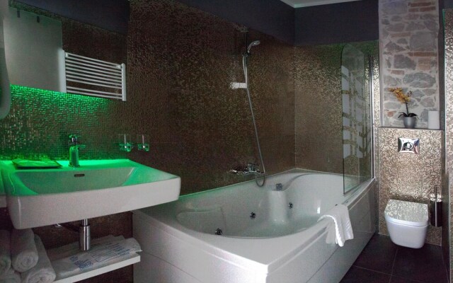 Palace Spa