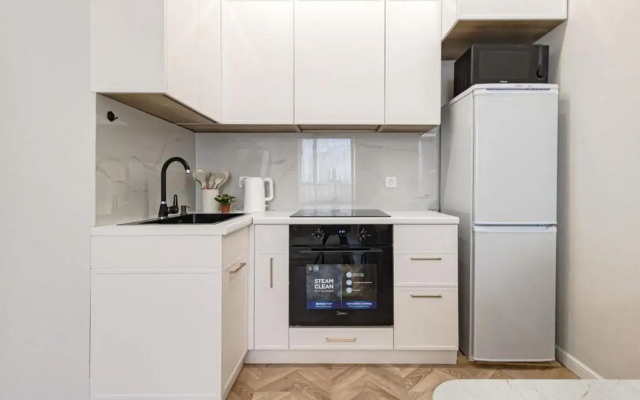 Apartments on 34A Turan Avenue