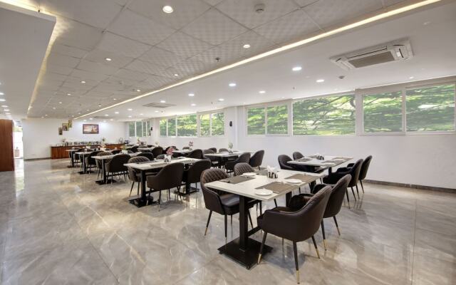 FlxHo Cyber One Hotel and Banquet Cyber City.