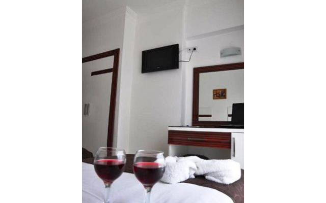Lara Atalla Hotel