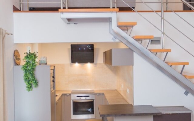 Green Hills Apartment