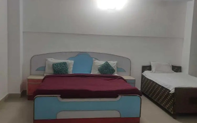 Hotel Abhishek Residency By The Arrow