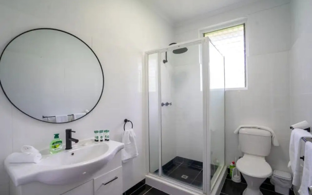 Nightcliff Retreat Stylish 2BR Apt Near Foreshore