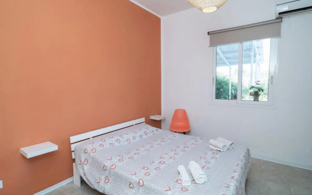 Villa Malamuri in Caucana-finaiti-casuzze-finaiti Nord