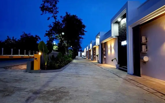 Song View Pool Villa