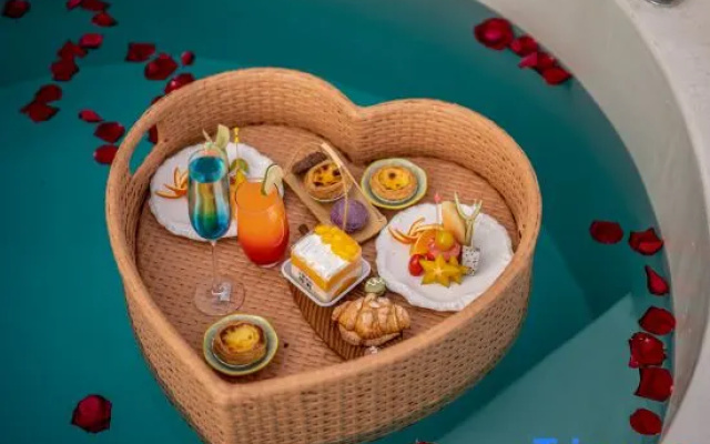 Anyin An Yin · Beach Homestay – Meal – Qinhuangdao