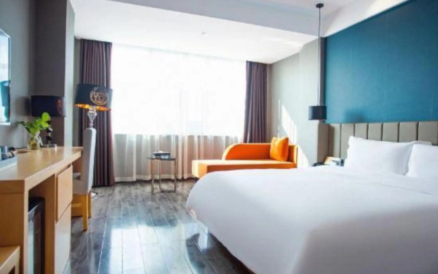 Wanlong Hotel (Hejian Reputation Building)