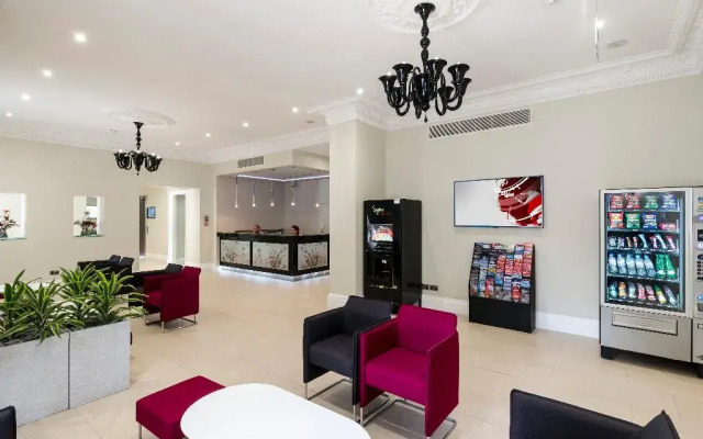 London House Hotel