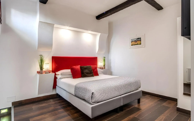 Tritone Top House