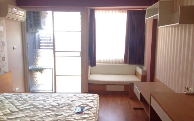 Parinda Condo by Panicha