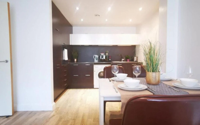 Comfy City Center Apartment