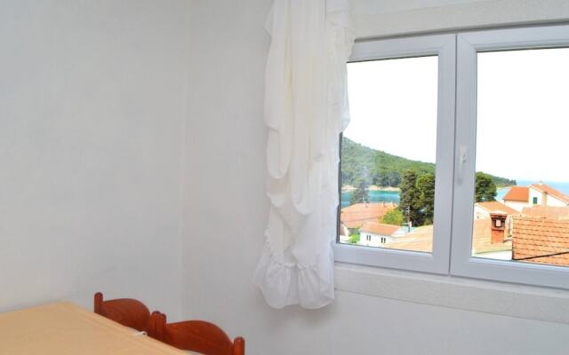 Room in Apartment - Charming Apartment Venilia Blue, Sleeps 4