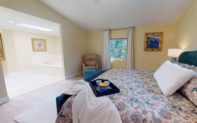 Sarasota Bay Pool Home