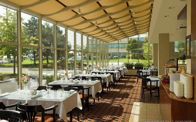 Holiday Inn Mississauga Toronto West by IHG