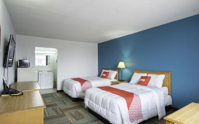 OYO Hotel Hutchinson KS West 4th Ave