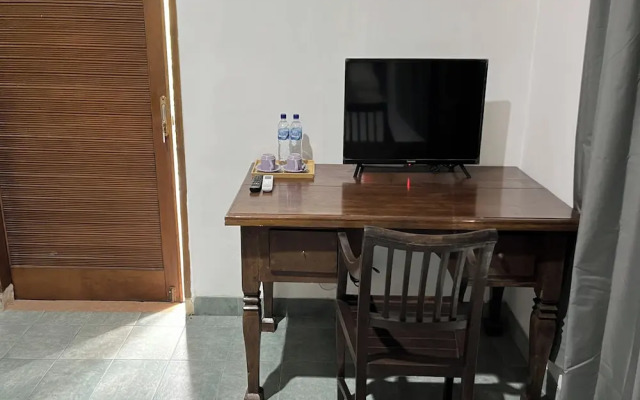 R Residence Jakarta