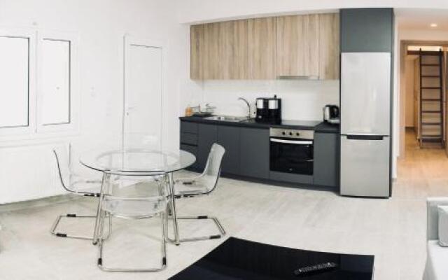 Minimal Residence Near the Beach