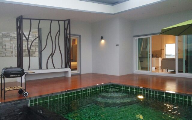 Jira Pool Villa