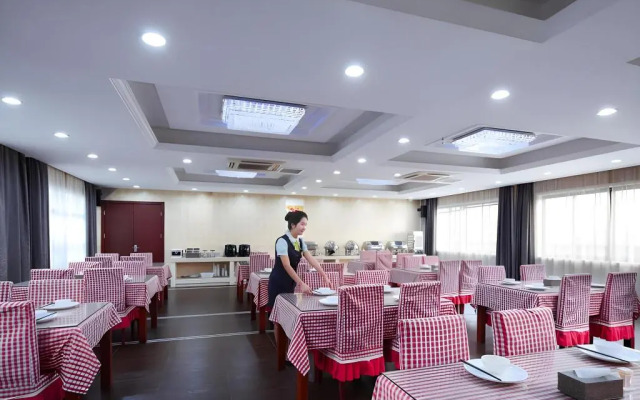 Vienna Hotel (Shanghai Jing'an Gaoping Road)