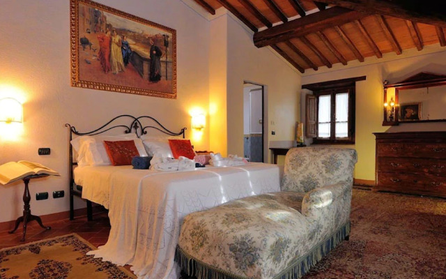 Tuscan Villa With Sauna