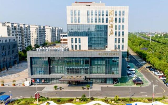 Runxi Hotel