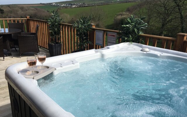 Hideaway Lodge