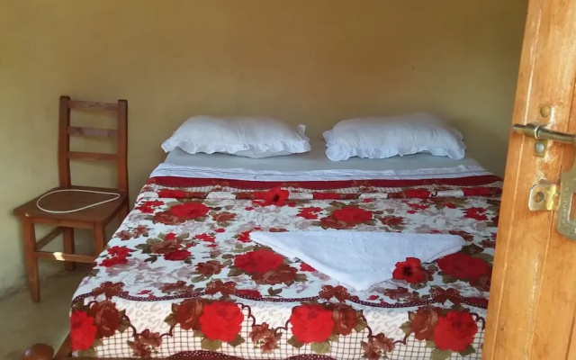 Ukerewe Garden View Bungalow at Bwiru Village Homestay