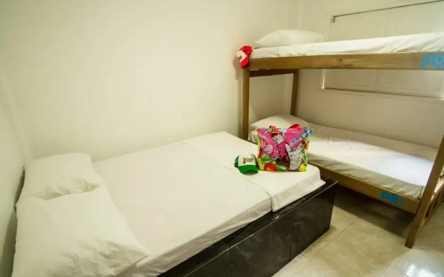 La Perla Hostel