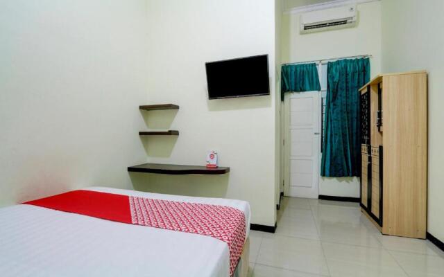 OYO 90709 Djati Guest House