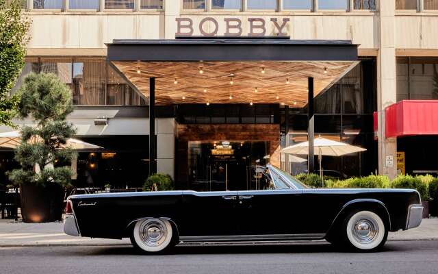 Bobby Hotel