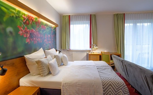 Hotel Szarlota - kompleksowo na Kaszubach