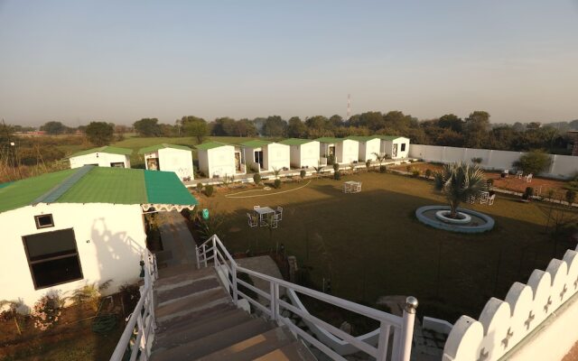 The Castle Crown Hem Vilas Resort