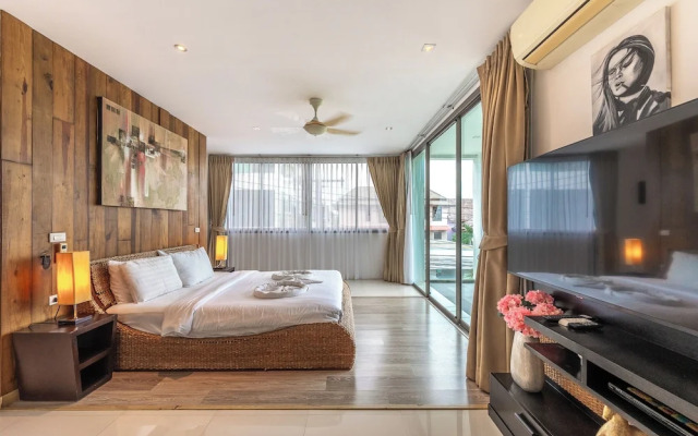 3BR Retreat Sea View V210