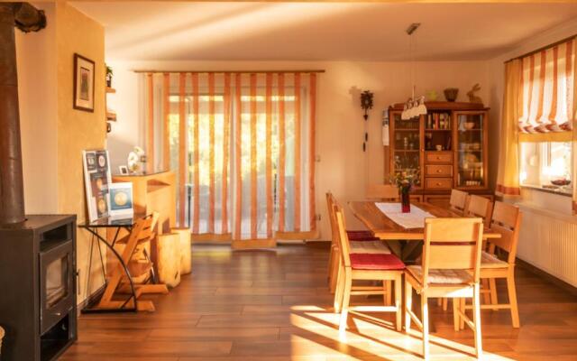 Holiday Home Razglednik