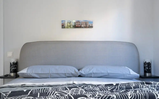 Alimos Luxury Design Apartment