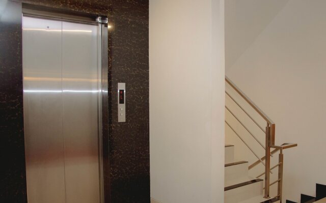 Oyo 592 Budget Hotel by the Harbour