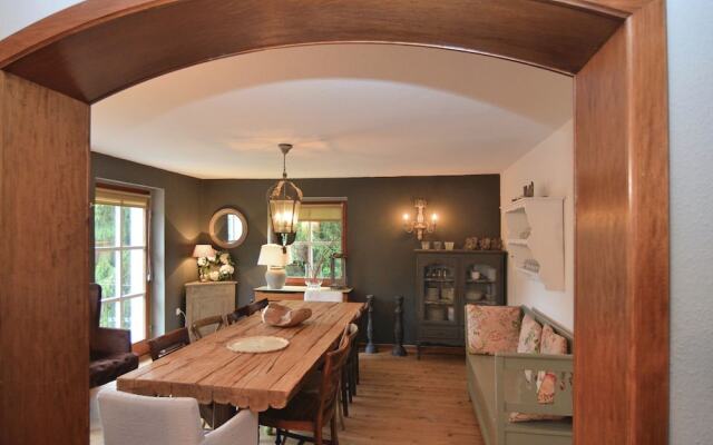 Quaint Holiday Home near Ski Area in Neuastenberg