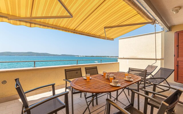 Beautiful Apartment in Brodarica With Wifi and 1 Bedrooms