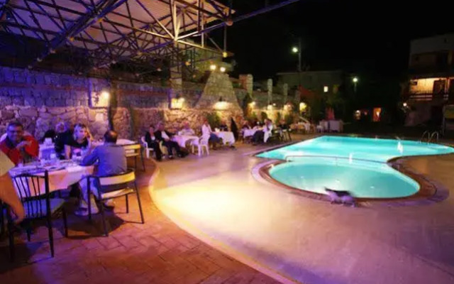 Privato Suites And Apartments