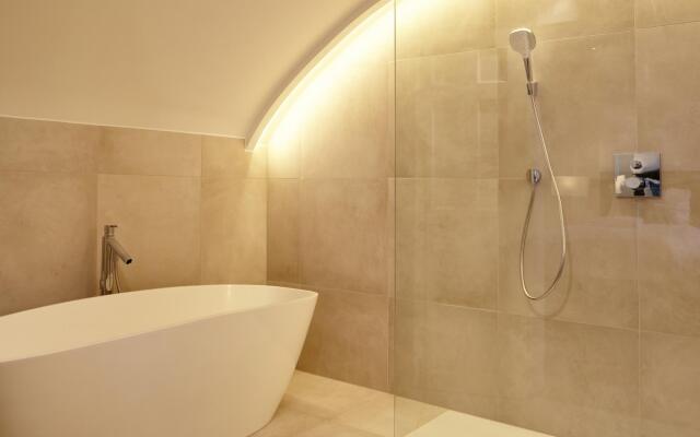 Redcliffe Parade Apartment - No.1