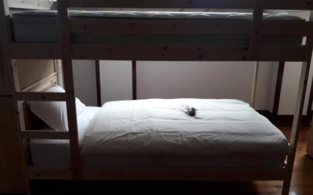 Loriga Feel Nature- Hostel